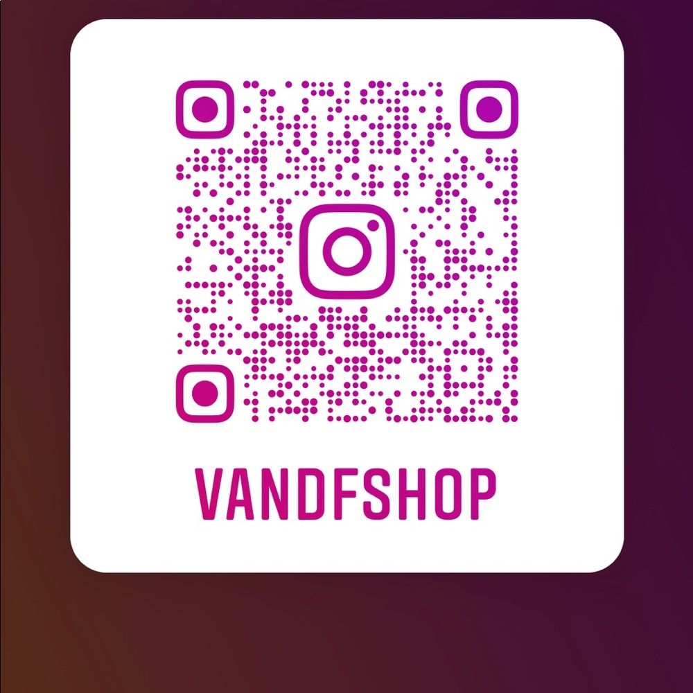 FOLLOW ME ON INSTAGRAM FOR UPCOMING ITEMS !!